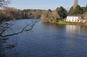 Grand et lumineux T2 à 2 pas de la rivière Erdre et proche du centre